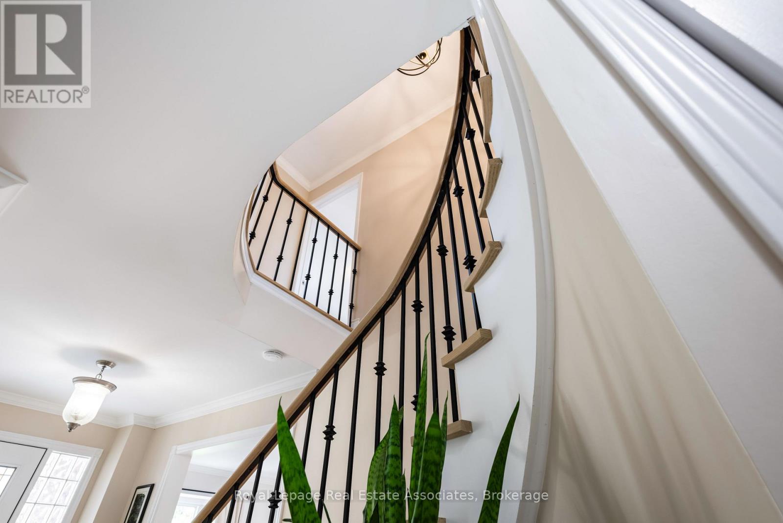 7 Nixon Crescent, Halton Hills, Ontario  L7G 5K4 - Photo 21 - W13174592