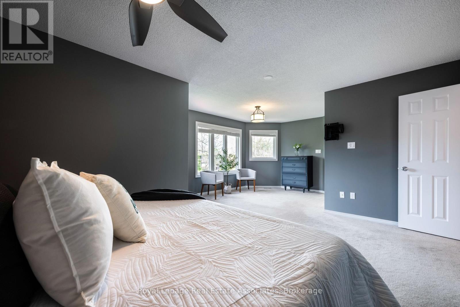 7 Nixon Crescent, Halton Hills, Ontario  L7G 5K4 - Photo 32 - W13174592