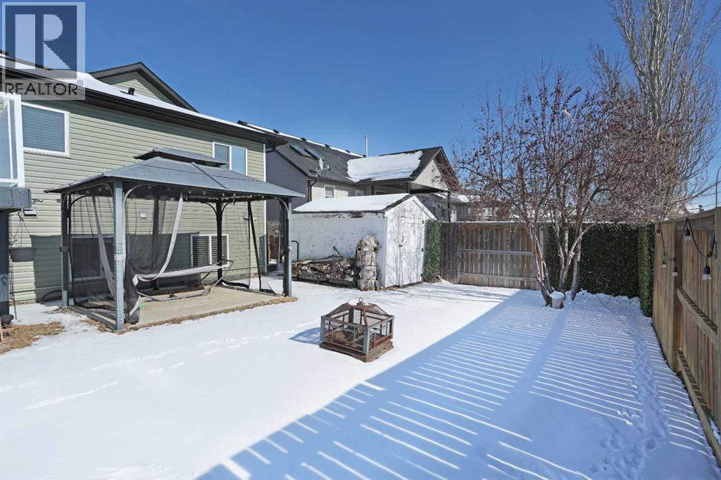 11 Upland Bay W, Brooks, Alberta  T1R 1N1 - Photo 39 - A2288677