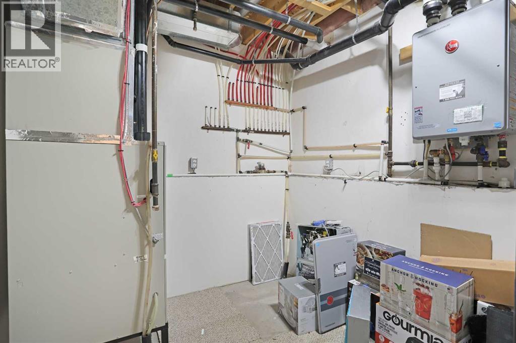 11 Upland Bay W, Brooks, Alberta  T1R 1N1 - Photo 37 - A2288677