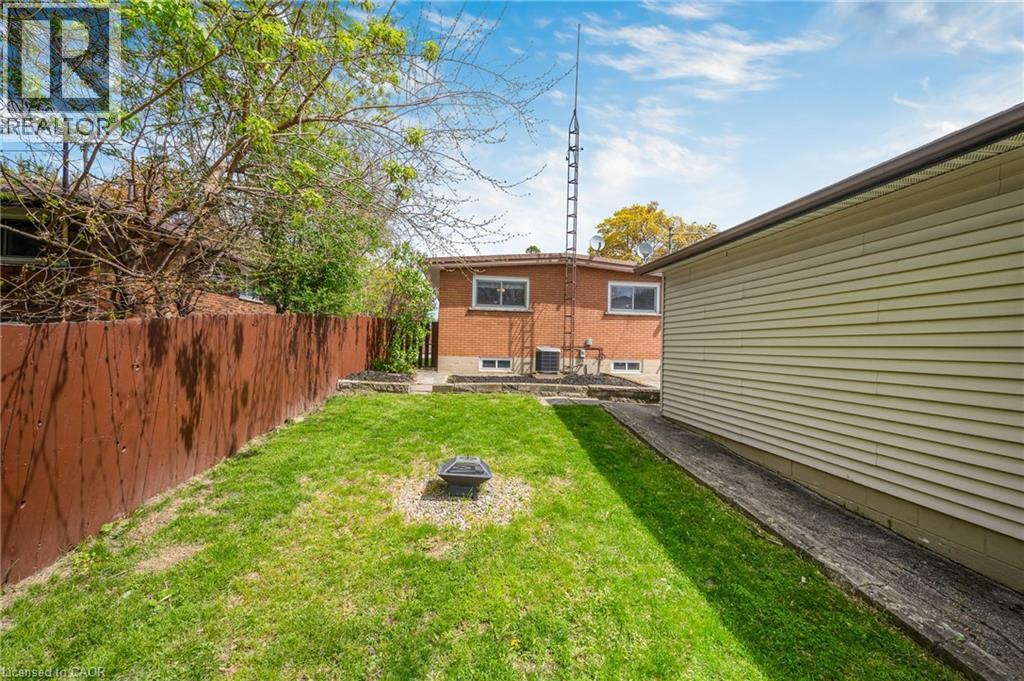 3 Tanager Court, Hamilton, Ontario  L9A 2M2 - Photo 30 - 40829202