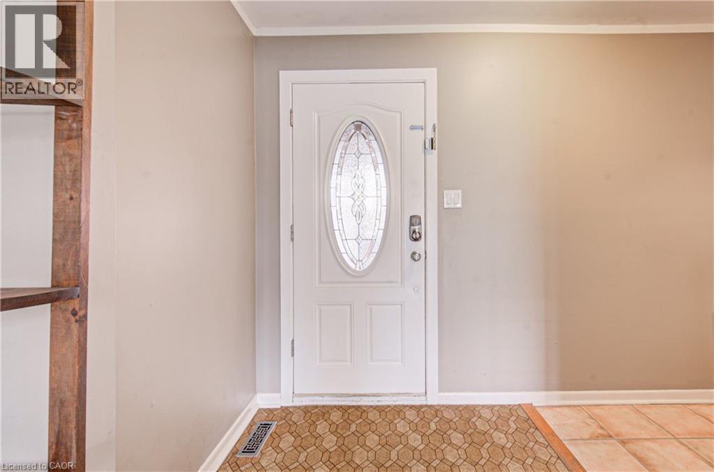 8 Sanford Crescent, Brampton, Ontario  L6X 2C3 - Photo 5 - 40829800