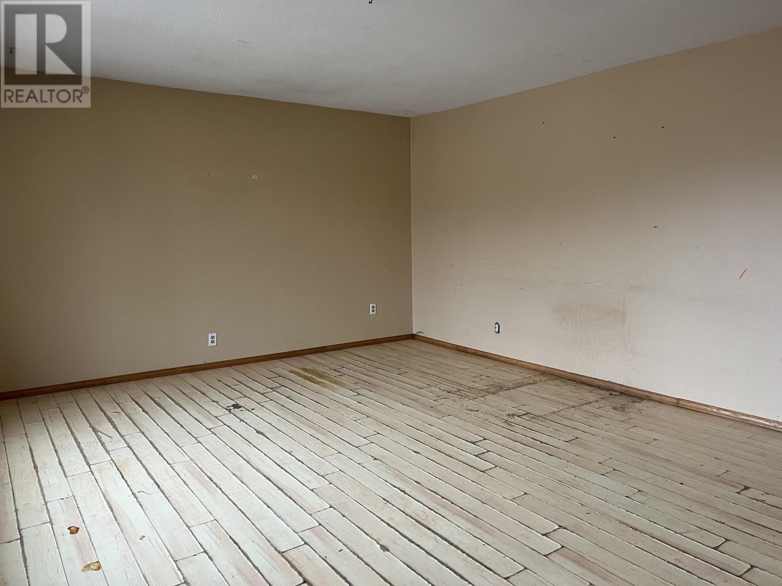 45 Aspendale Dr W, Marathon, Ontario  P0T 2E0 - Photo 3 - TB2601194