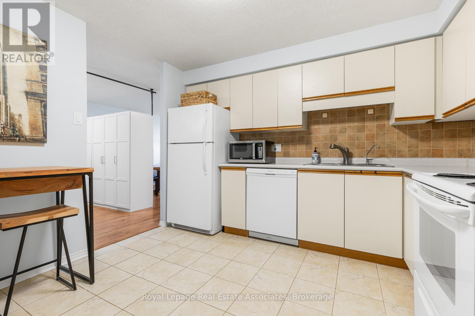 1502 - 55 Green Valley Drive, Kitchener, Ontario  N2P 1Z6 - Photo 16 - X13174324