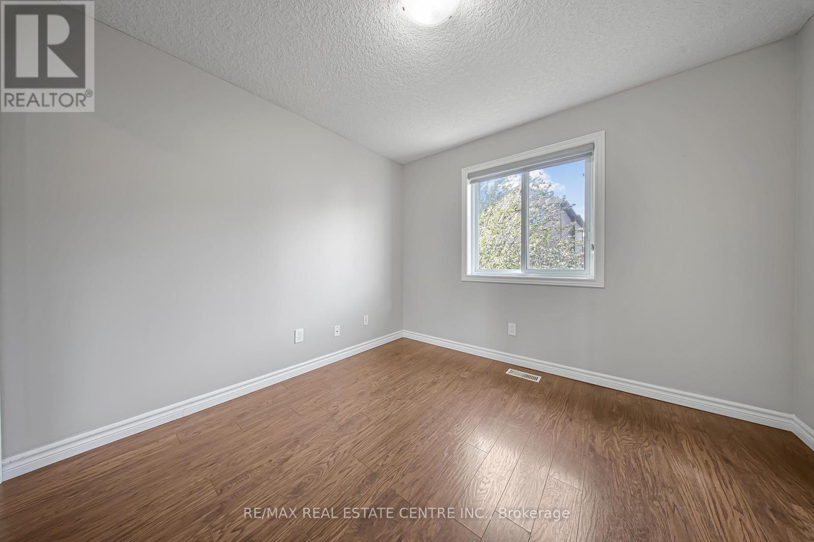 864 Frontenac Crescent, Woodstock, Ontario  N4V 0A8 - Photo 23 - X13174400