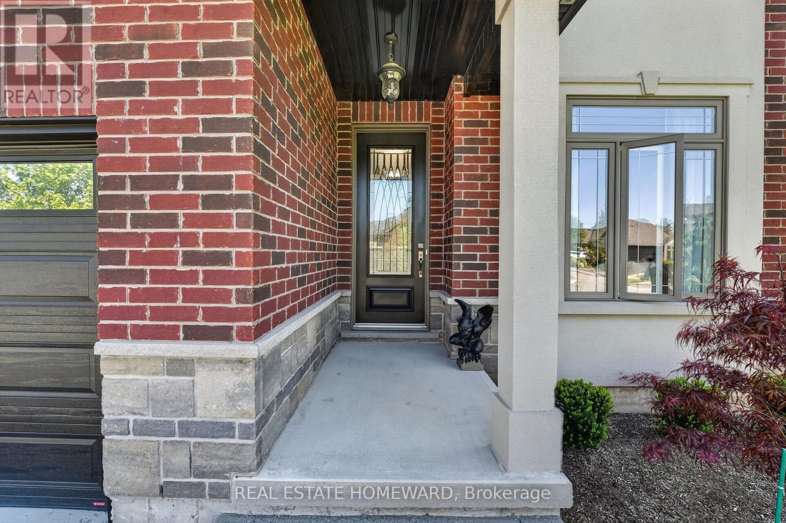 56 Calista Drive, Welland, Ontario  L3C 7G8 - Photo 2 - X13174542
