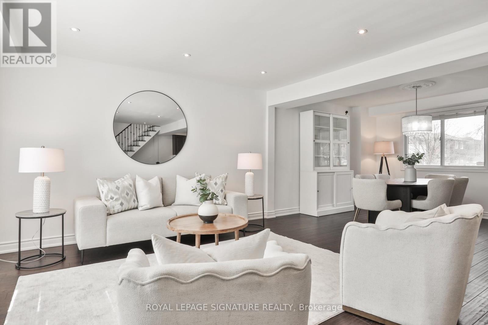 280 Gowan Avenue, Toronto, Ontario  M4J 2K6 - Photo 6 - E13117334