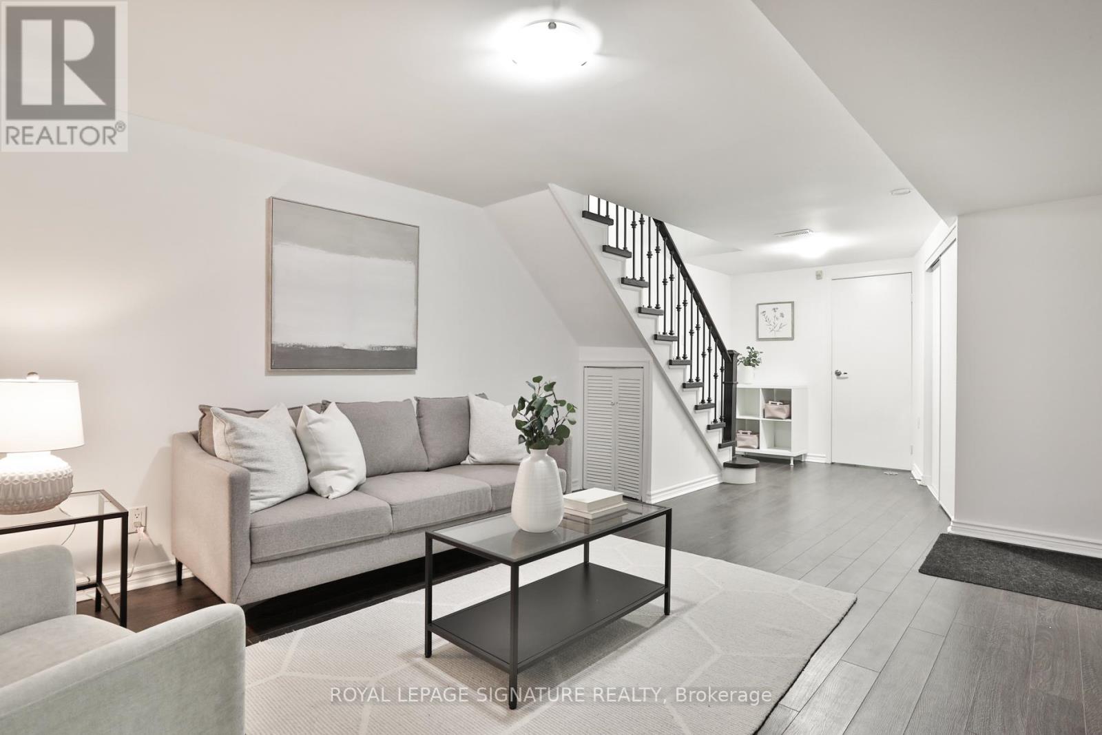 280 Gowan Avenue, Toronto, Ontario  M4J 2K6 - Photo 25 - E13117334