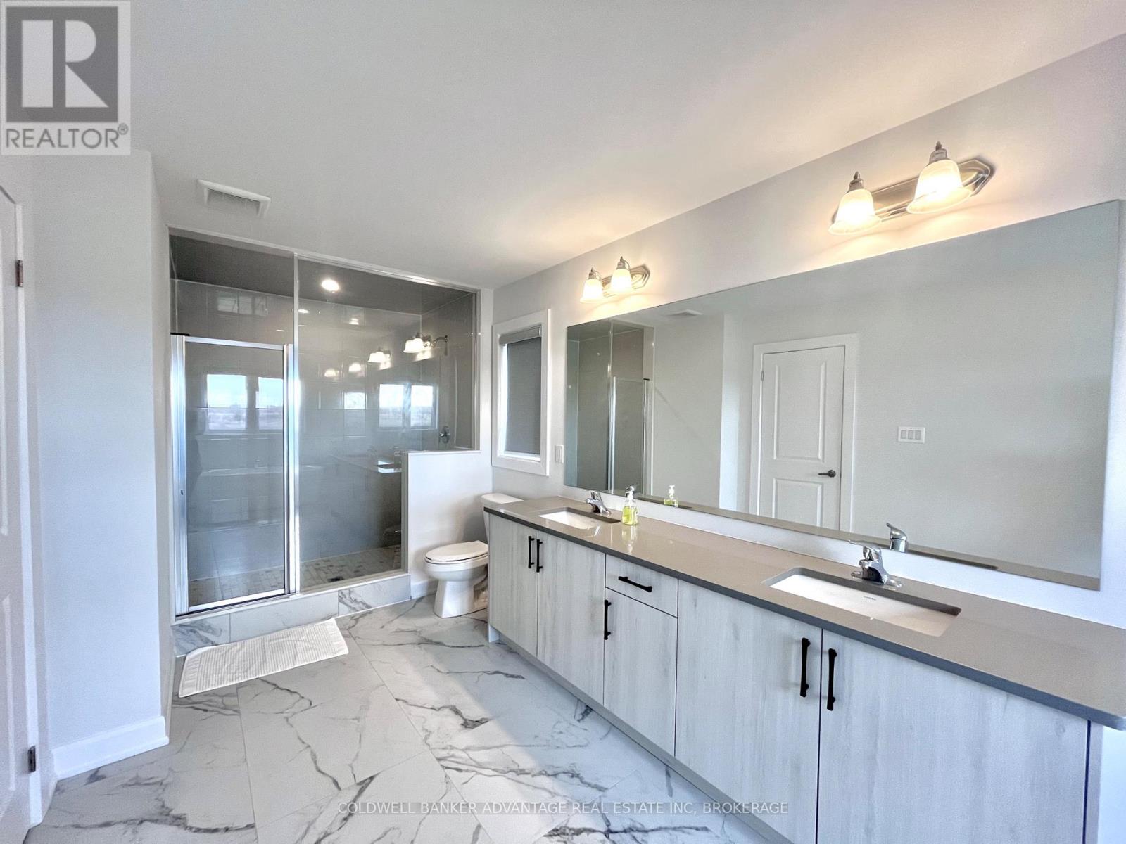 714 Daimler Parkway, Welland, Ontario  L3B 0H2 - Photo 14 - X13174102