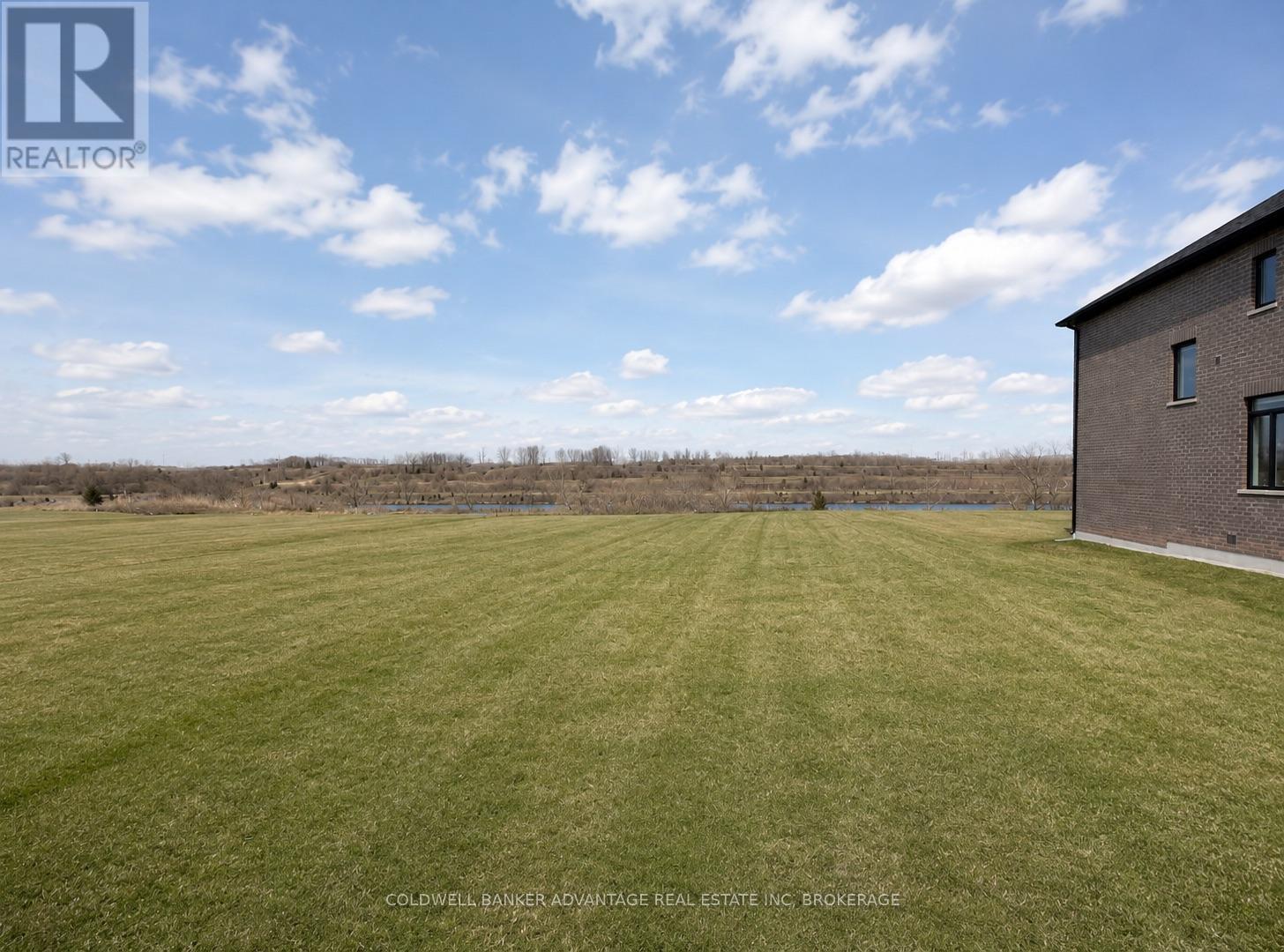714 Daimler Parkway, Welland, Ontario  L3B 0H2 - Photo 10 - X13174102