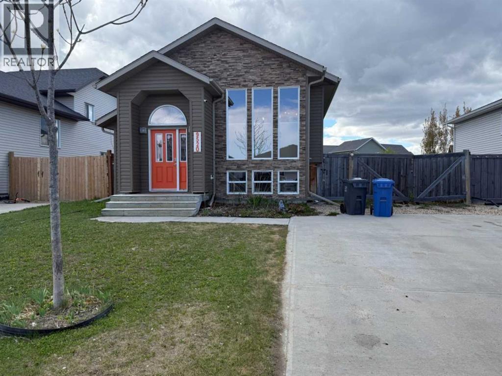 <div class="slider-price">$330,000.00</div><p>9520 92 Street, Wembley, Alberta</p>