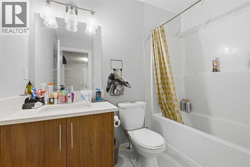 7002 50 Avenue, Camrose, Alberta  T4V 5G1 - Photo 10 - A2314443