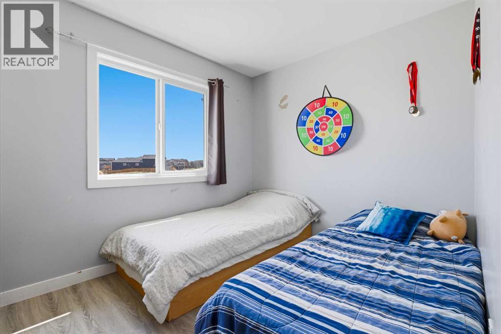 7002 50 Avenue, Camrose, Alberta  T4V 5G1 - Photo 11 - A2314443