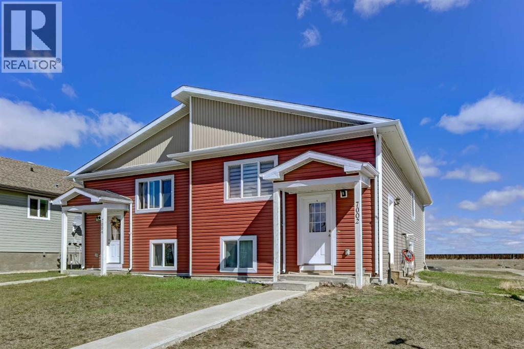 7002 50 Avenue, Camrose, Alberta  T4V 5G1 - Photo 2 - A2314443