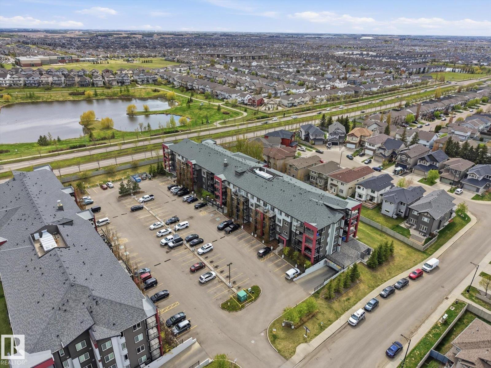 #302 5521 7 AV SW, Edmonton, Alberta