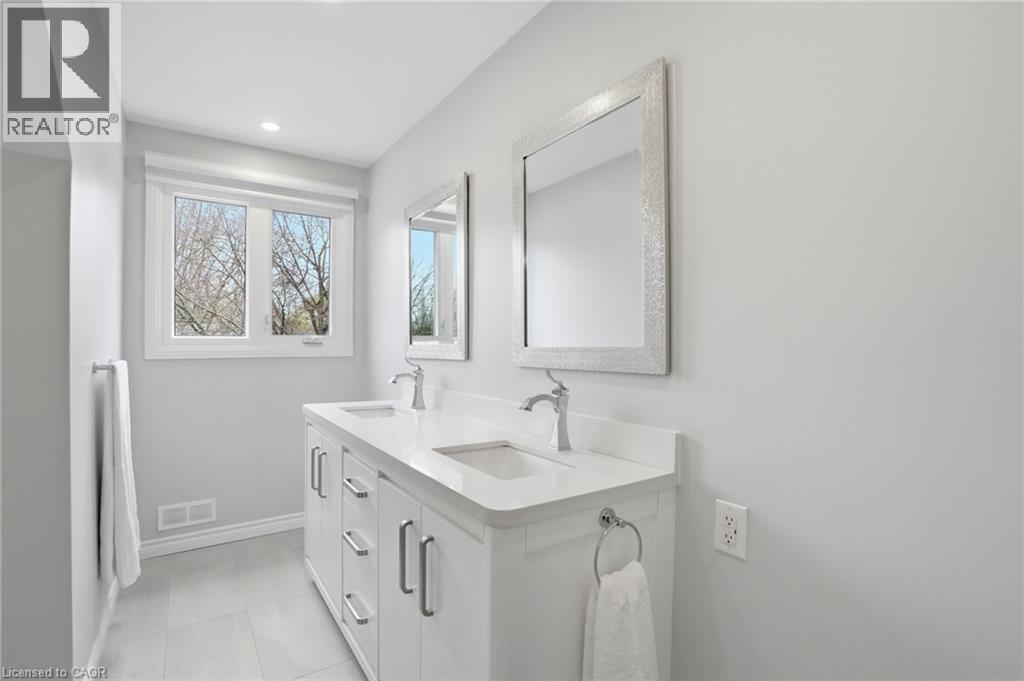212 Digby Road, Oakville, Ontario  L6J 6C7 - Photo 28 - 40832669