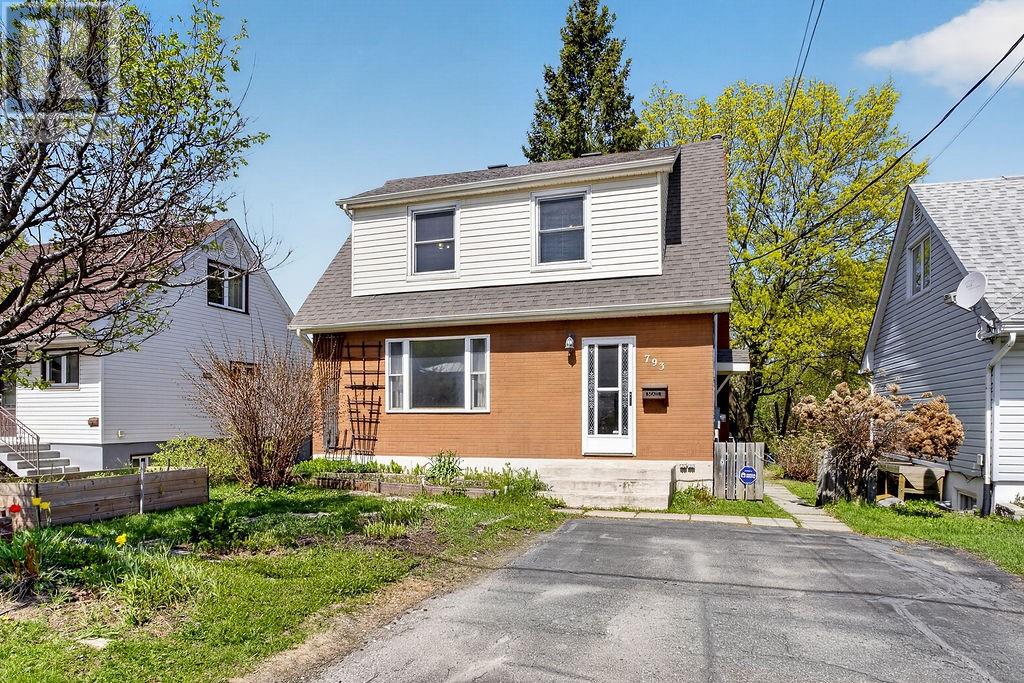 793 Charlotte Street, Sudbury, Ontario  P3E 4C1 - Photo 1 - 2128059