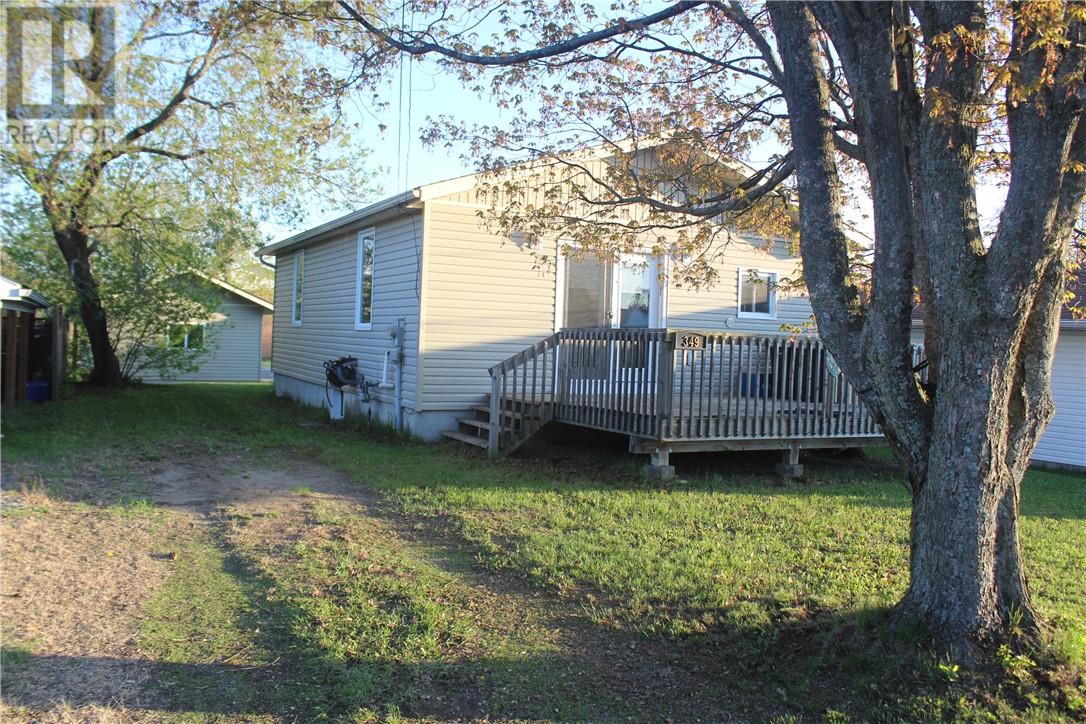 349 Merritt, Espanola, Ontario  P5E 1K1 - Photo 3 - 2128002