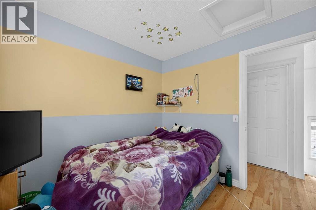 35 Erin Green Place SE, Calgary, Alberta  T2B 3C2 - Photo 17 - A2310457