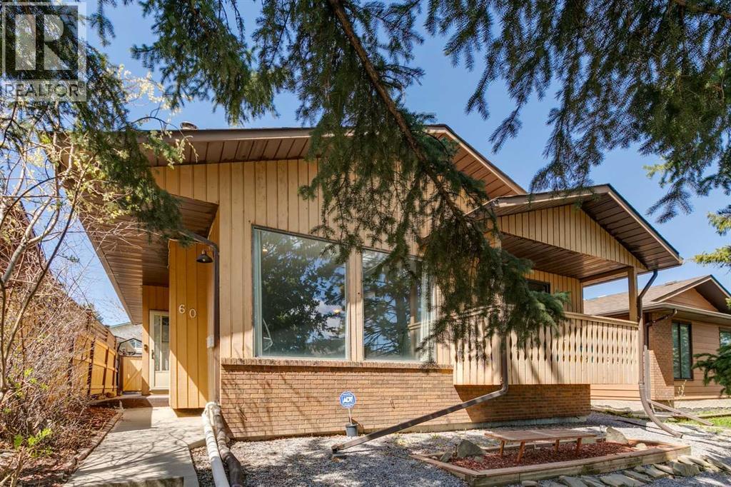 60 Bermondsey Court NW, Calgary, Alberta  T3K 1V7 - Photo 1 - A2310617