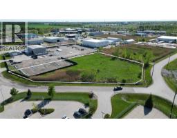 511 GLADWISH DRIVE, Sarnia, Ontario