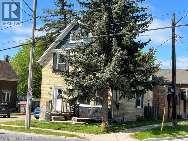 93 Lancaster Street W, Kitchener, Ontario  N2H 4T3 - Photo 3 - 40832453