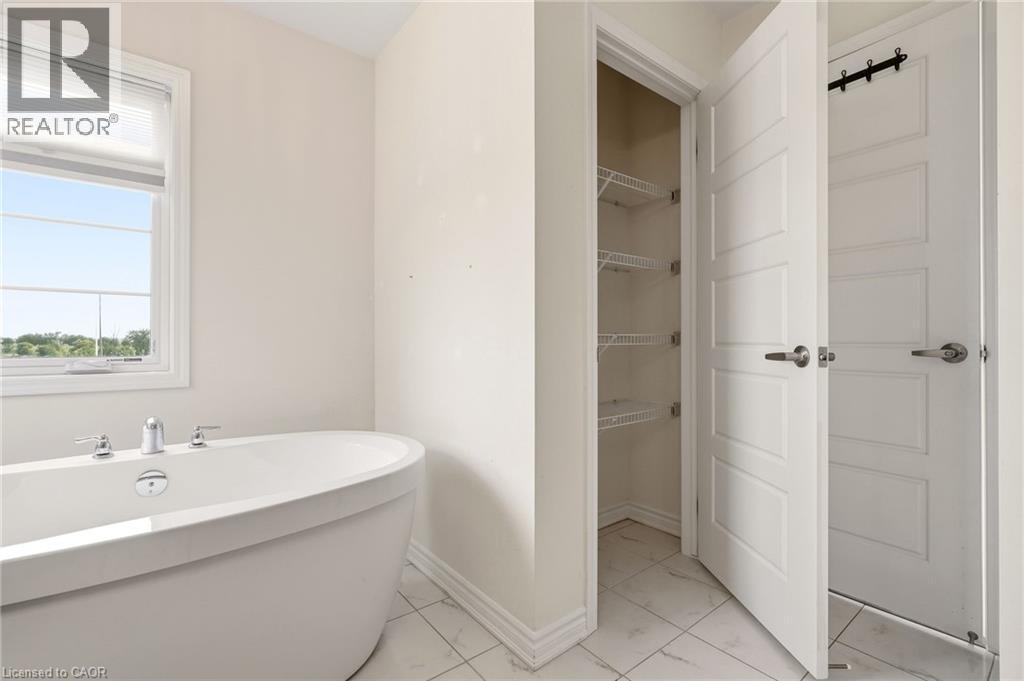 1364 Sycamore Garden, Milton, Ontario  L9E 1R3 - Photo 29 - 40833608
