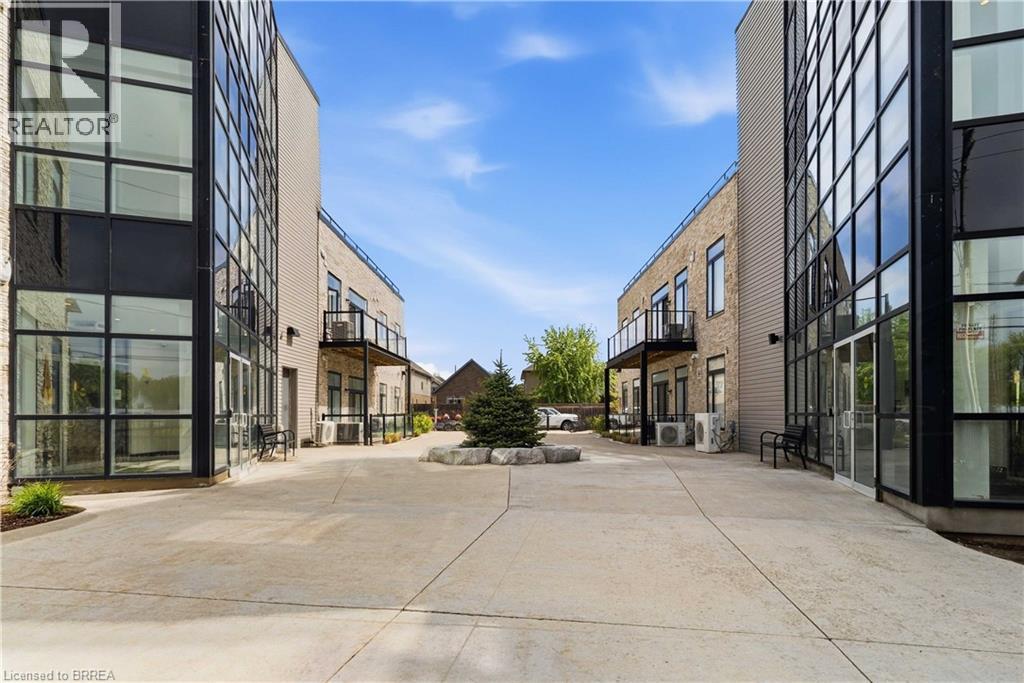 85 Morrell Street Unit# 227b, Brantford, Ontario  N3T 4J6 - Photo 1 - 40831347