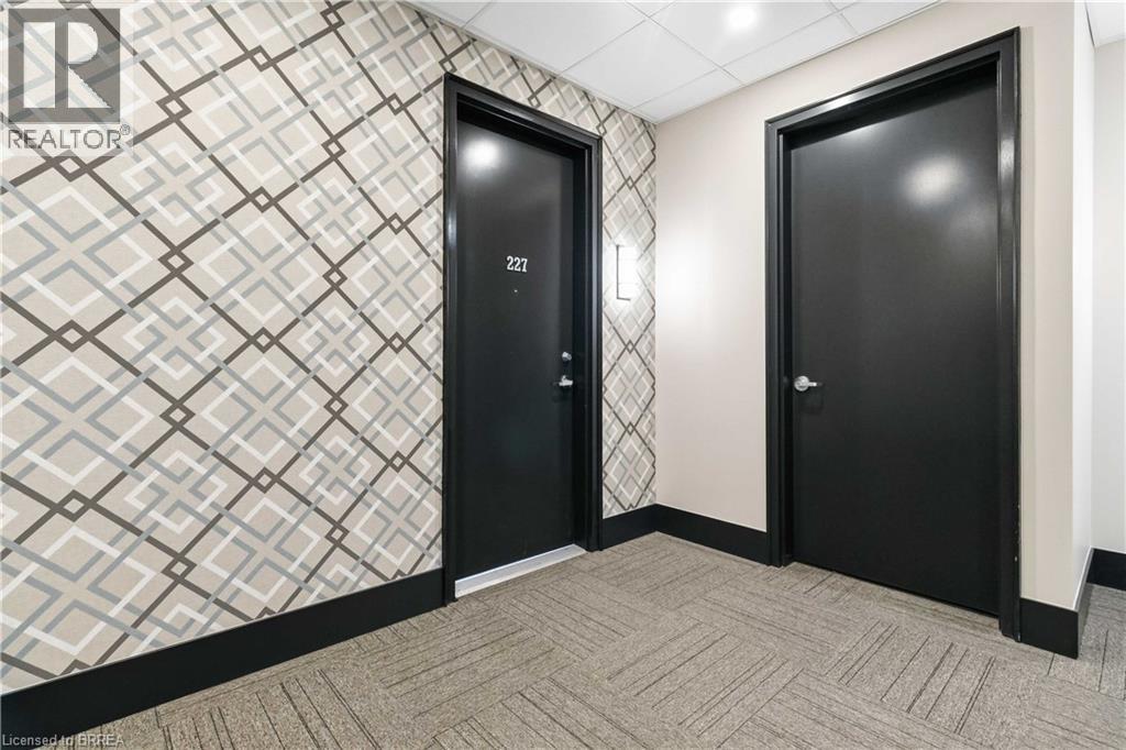 85 Morrell Street Unit# 227b, Brantford, Ontario  N3T 4J6 - Photo 3 - 40831347