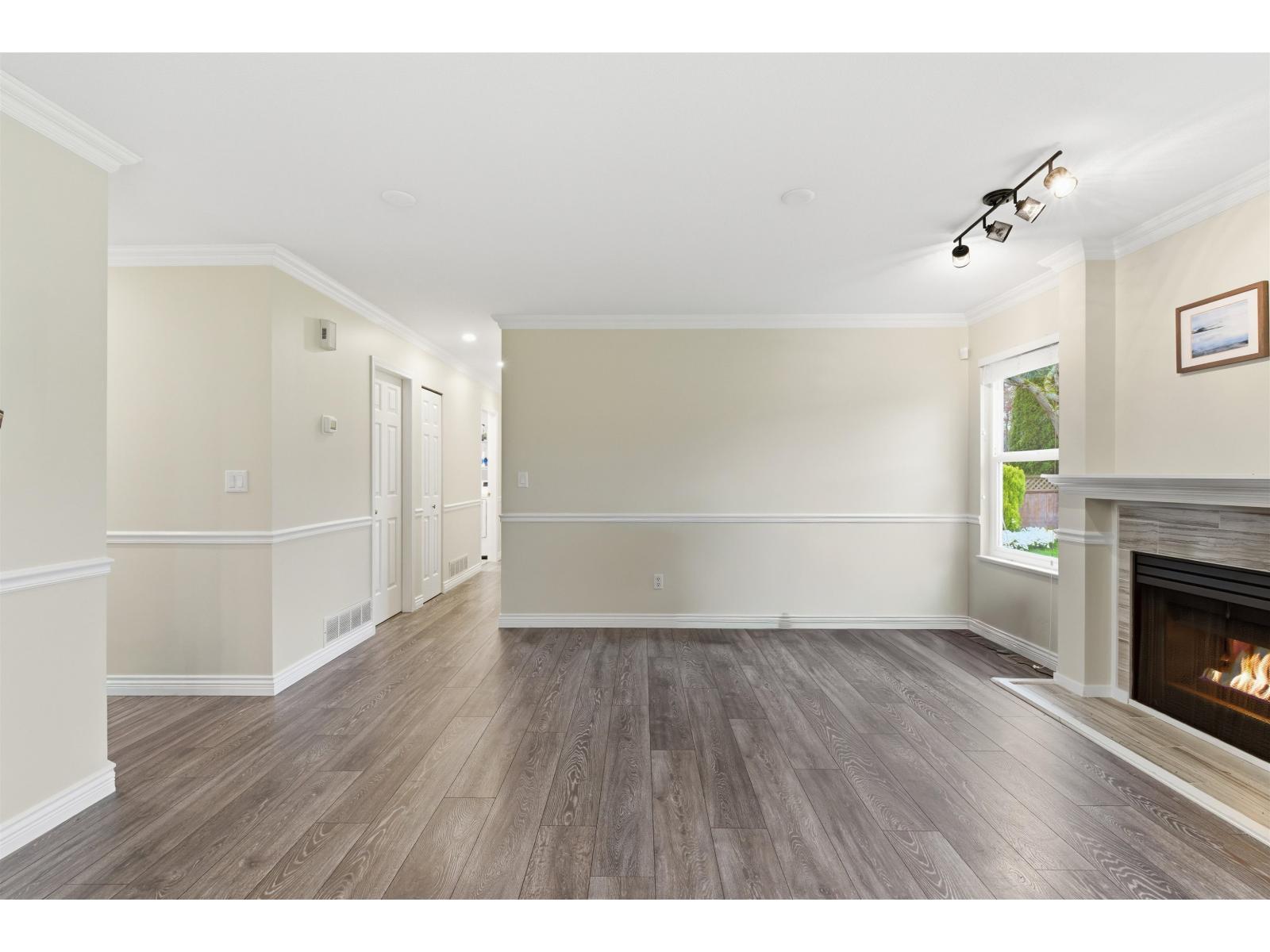 4912 208a Street, Langley, British Columbia  V3A 5T1 - Photo 9 - R3117515