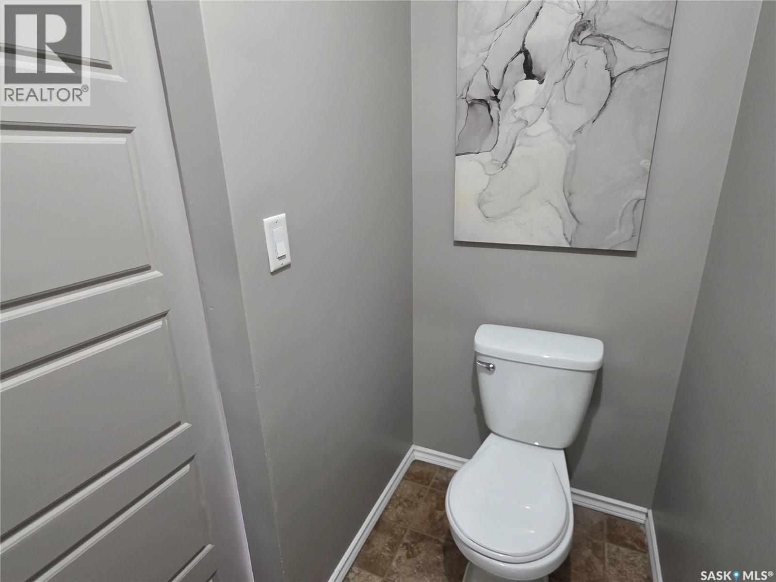 2195 Toronto Street, Regina, Saskatchewan  S4P 0B7 - Photo 14 - SK037101