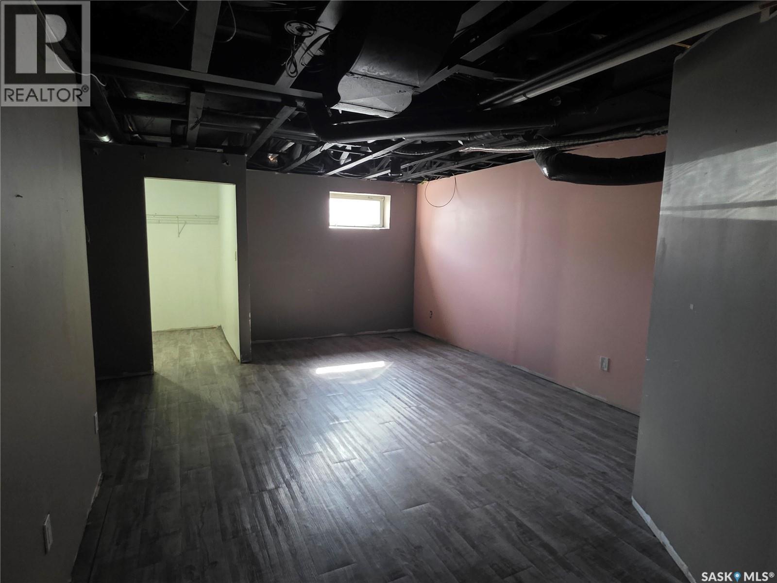 2195 Toronto Street, Regina, Saskatchewan  S4P 0B7 - Photo 33 - SK037101