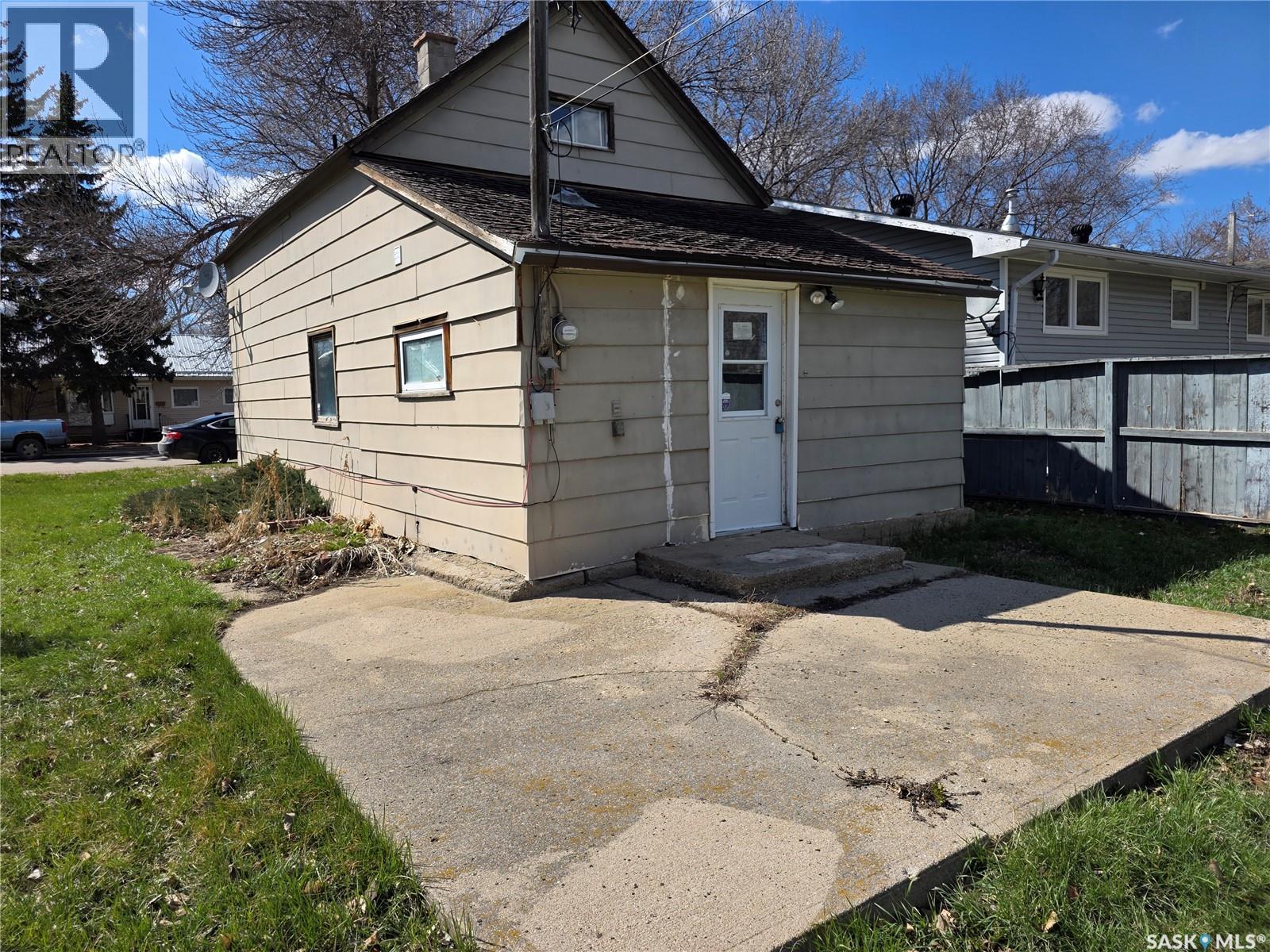 6371 Queens Avenue, Gull Lake, Saskatchewan  S0N 1A0 - Photo 23 - SK037087