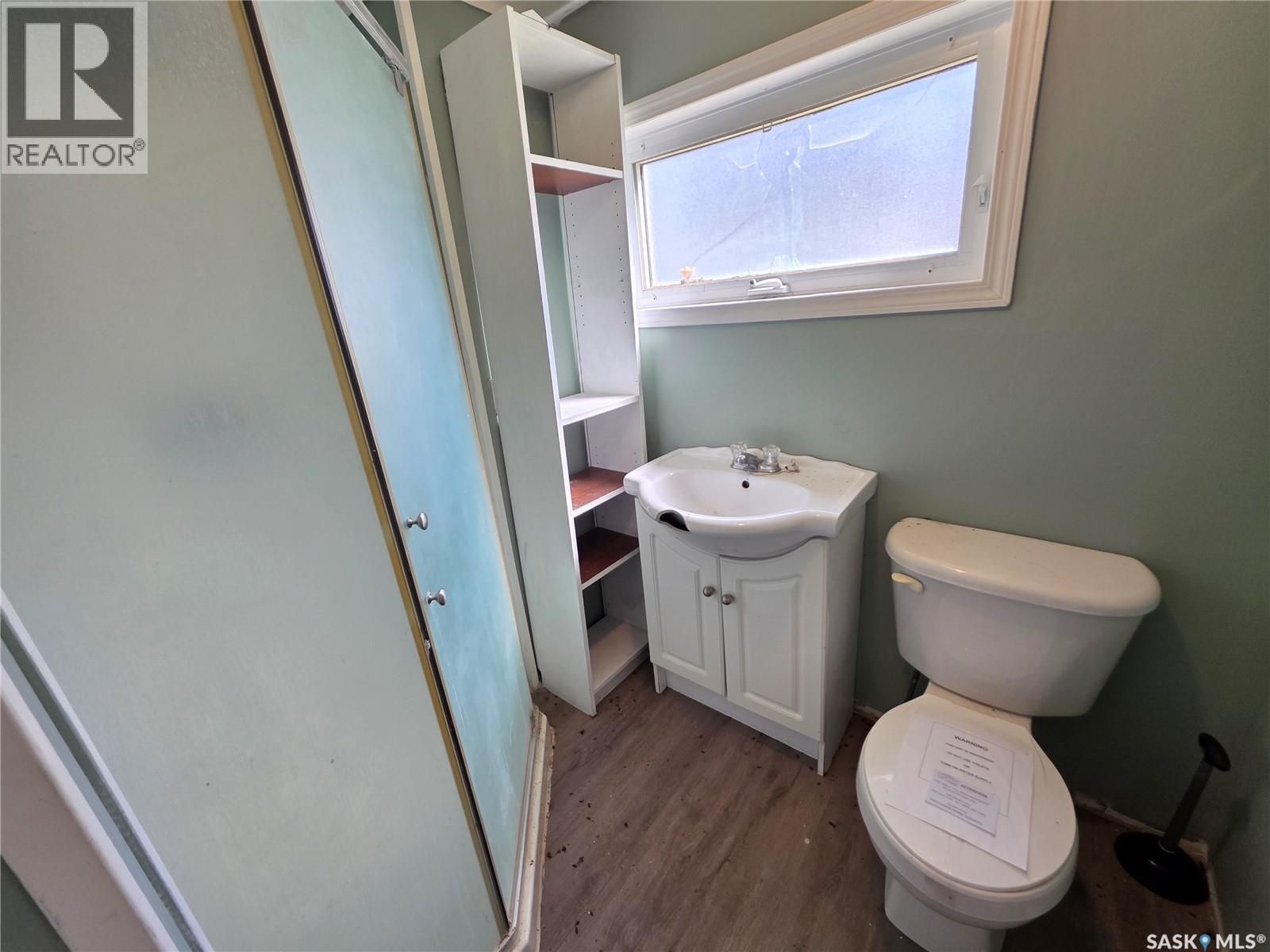 6371 Queens Avenue, Gull Lake, Saskatchewan  S0N 1A0 - Photo 4 - SK037087