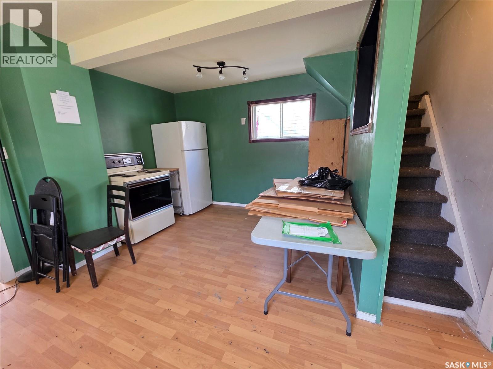 6371 Queens Avenue, Gull Lake, Saskatchewan  S0N 1A0 - Photo 6 - SK037087