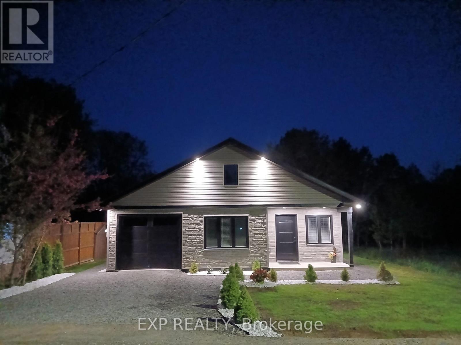 15 Zilney Street, Madawaska Valley, Ontario  K0J 1B0 - Photo 1 - X13163026