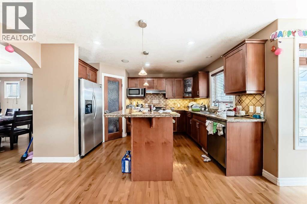 602 Wentworth Place Sw, Calgary, Alberta  T3H 4N8 - Photo 4 - A2307875