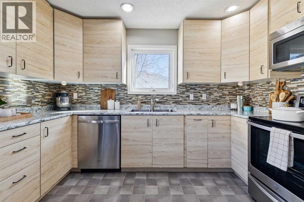304 Marquis Place SE, Airdrie, Alberta  T4A 1X9 - Photo 15 - A2310859