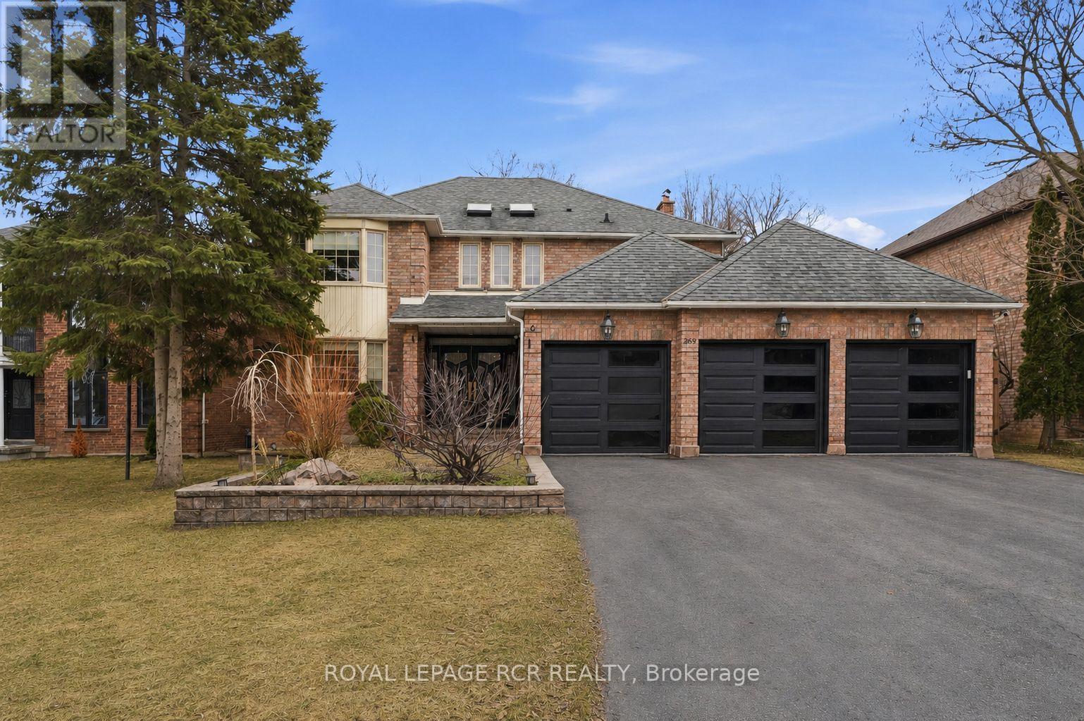 369 KENNEDY STREET W, Aurora, Ontario