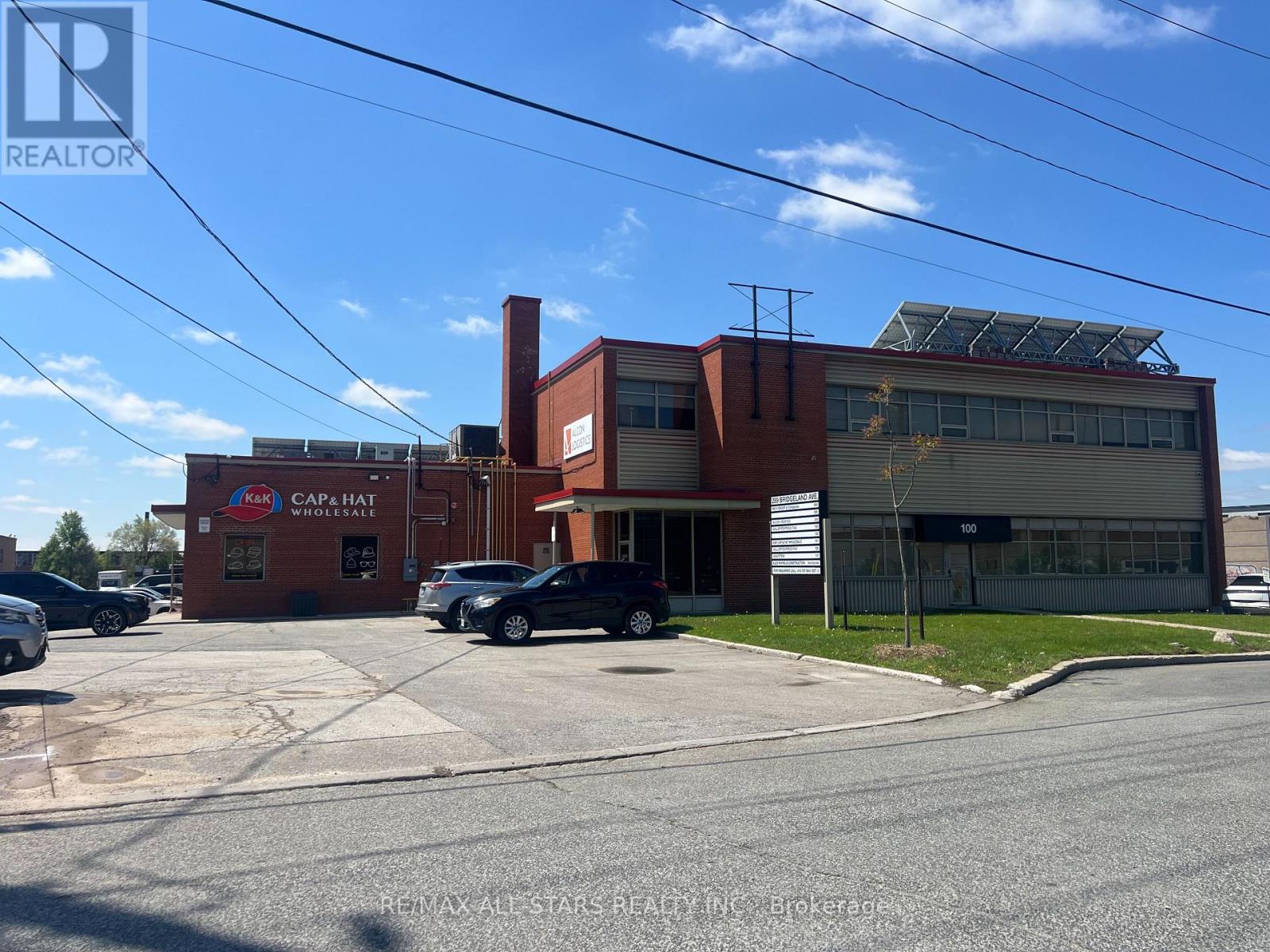 #105 - 289 BRIDGELAND AVENUE, Toronto, Ontario