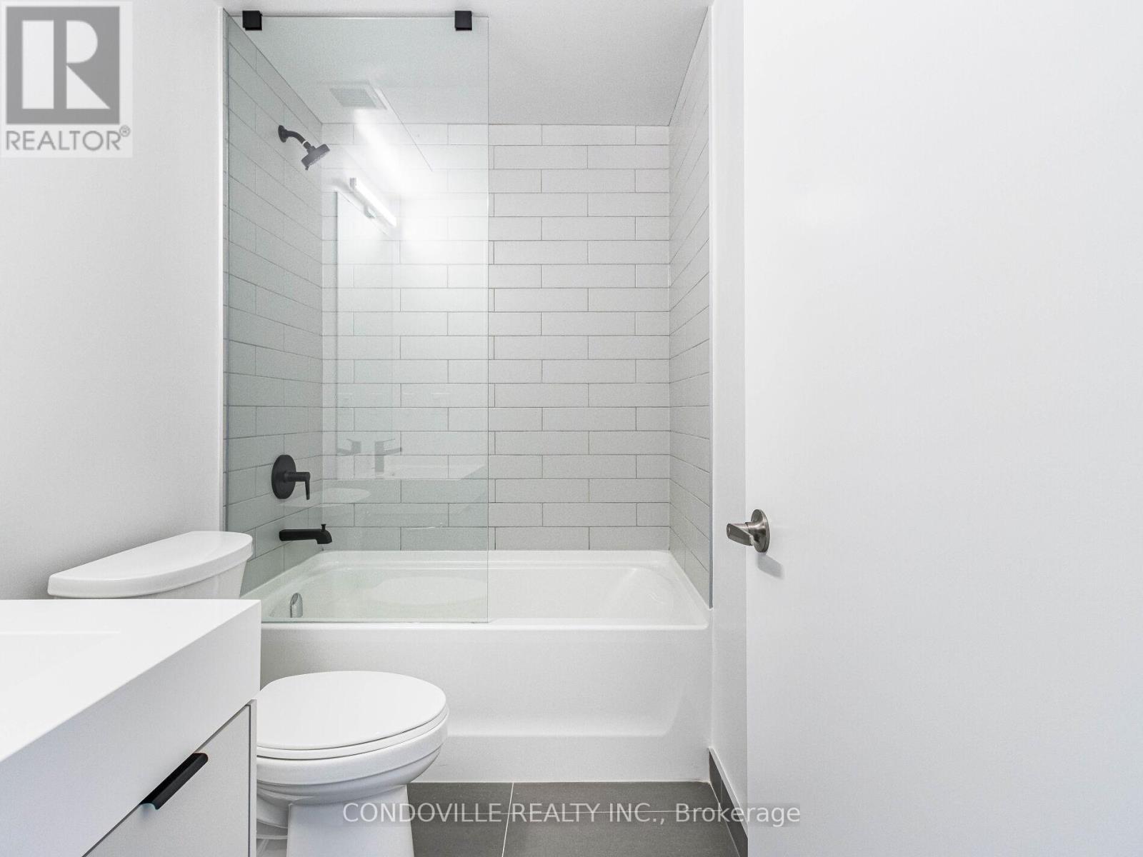 612 - 57 Brock Avenue W, Toronto, Ontario  M6K 0H3 - Photo 6 - W13074134