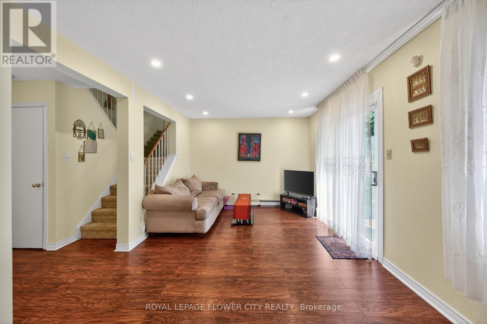 16 Gleneaden Court, Brampton, Ontario  L6S 2J7 - Photo 12 - W13173624