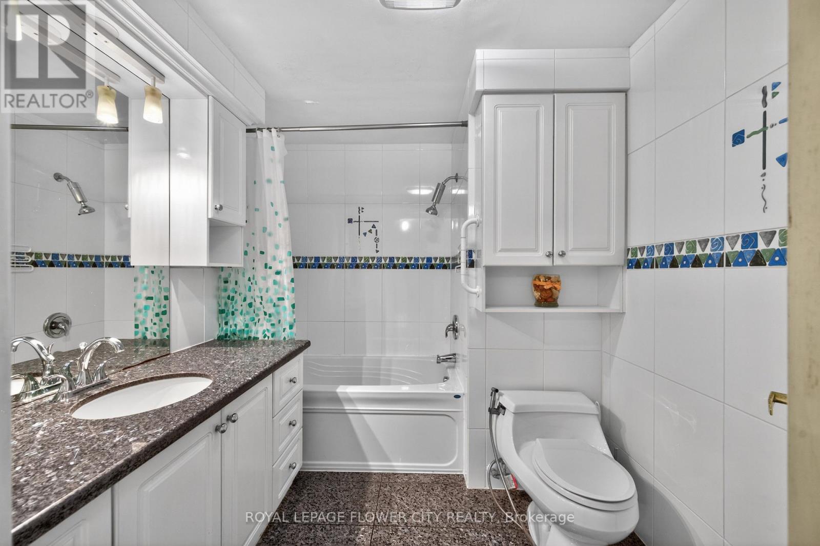 16 Gleneaden Court, Brampton, Ontario  L6S 2J7 - Photo 30 - W13173624