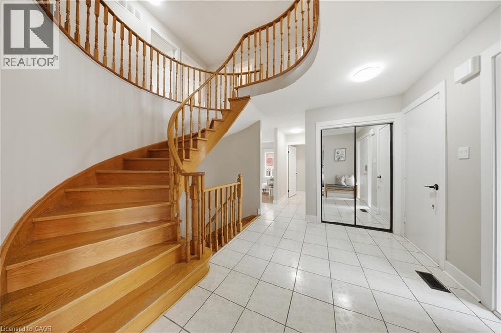 85 Professor's Lake Parkway, Brampton, Ontario  L6S 4T4 - Photo 6 - 40826866