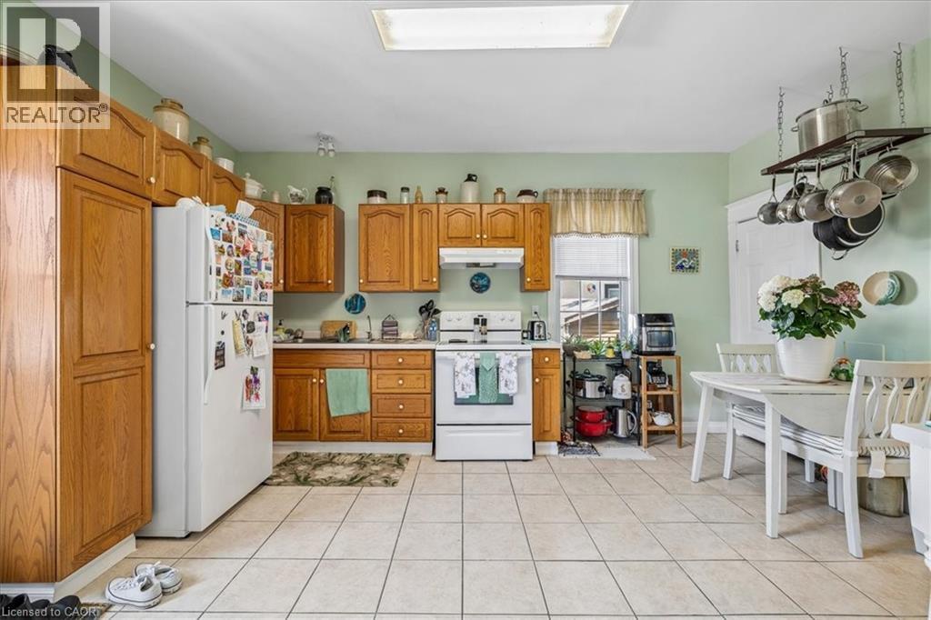 155 1/2 Lake Street Unit# Main, St. Catharines, Ontario  L2R 5Y5 - Photo 19 - 40833674