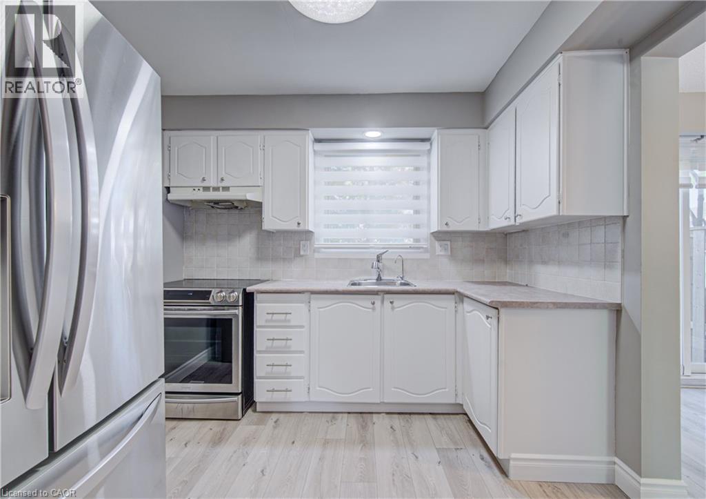 150 Gateshead Crescent Unit# 17, Stoney Creek, Ontario  L9G 4A7 - Photo 14 - 40833590
