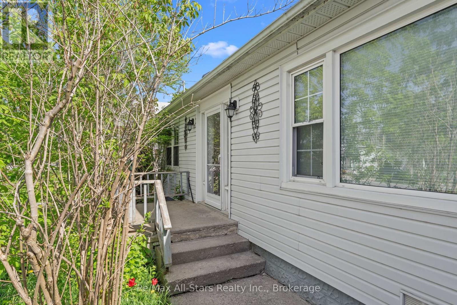 29 Francis Street E, Kawartha Lakes, Ontario  K0M 1N0 - Photo 5 - X13174708