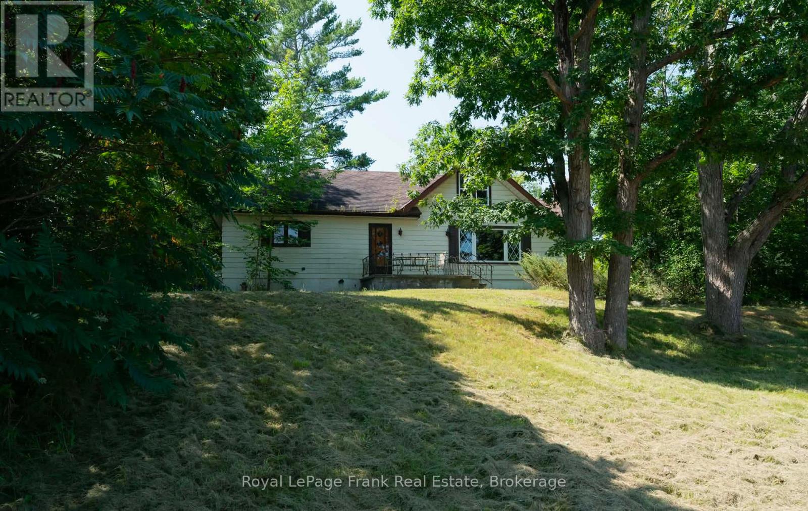 3320 BUCKHORN ROAD, Selwyn, Ontario