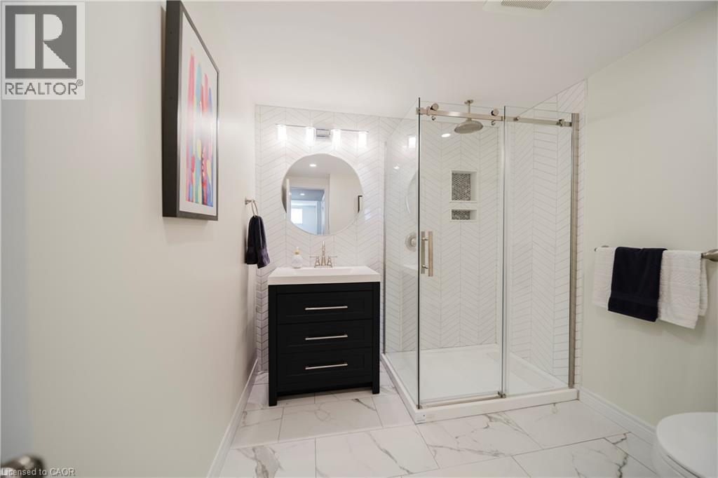 597 Sundew Drive, Waterloo, Ontario  N2V 0B9 - Photo 40 - 40831410