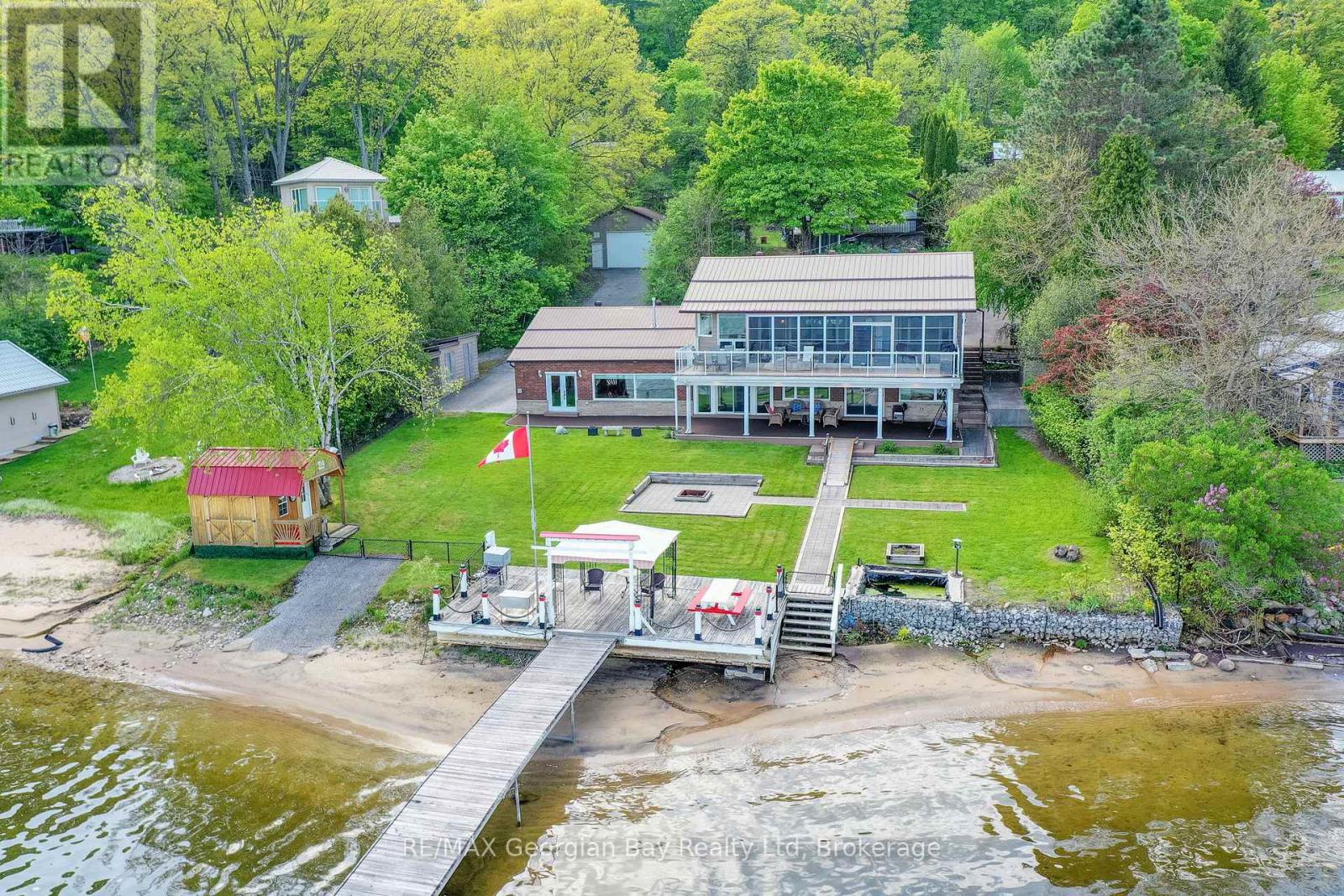 405 CHAMPLAIN ROAD, penetanguishene, Ontario